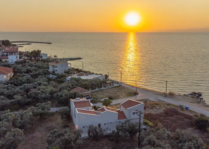 Yalos Maisonettes Casa de Férias *