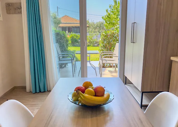 Yalos Maisonettes Casa de Férias *