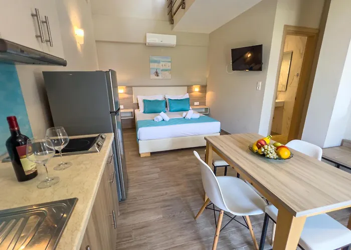 Yalos Maisonettes Skala Sotiros