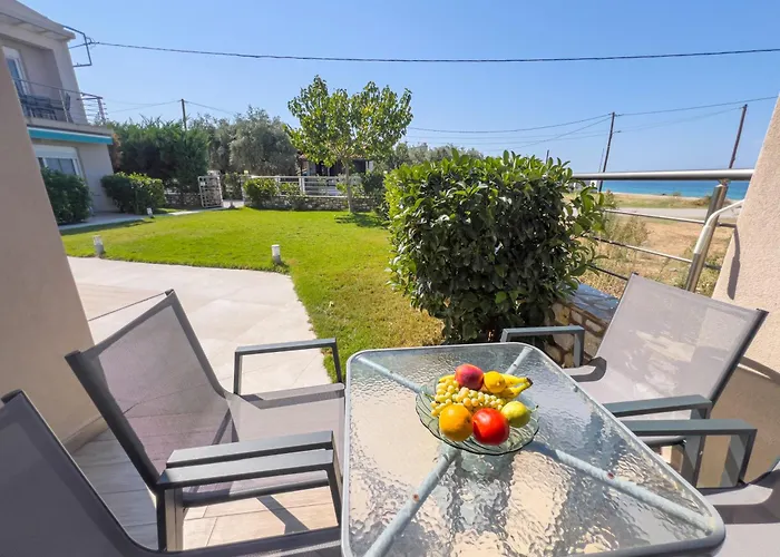 Yalos Maisonettes Casa de Férias