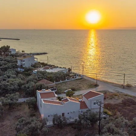 Yalos Maisonettes Ferienhaus *