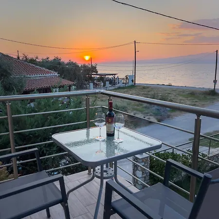 Yalos Maisonettes