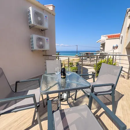 Yalos Maisonettes *