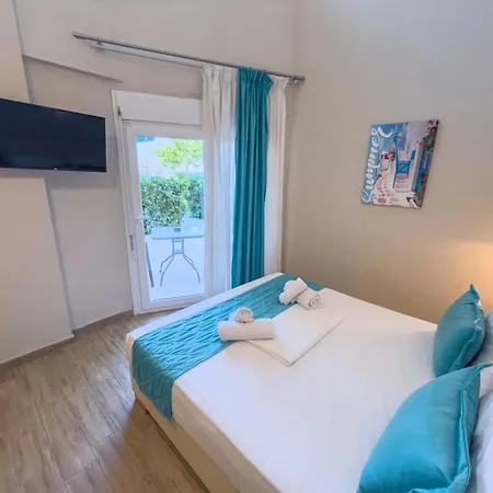 בית נופש Yalos Maisonettes *