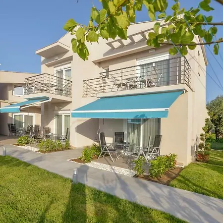 Yalos Maisonettes Ferienhaus